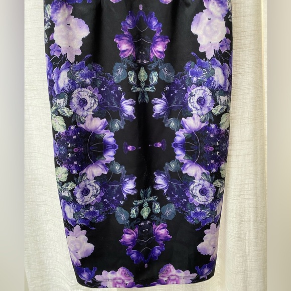 Gingerfizz fitted midi dress - Size Small - Picture 3 of 6